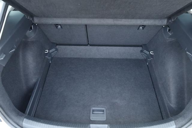 VOLKSWAGEN Taigo usata 61