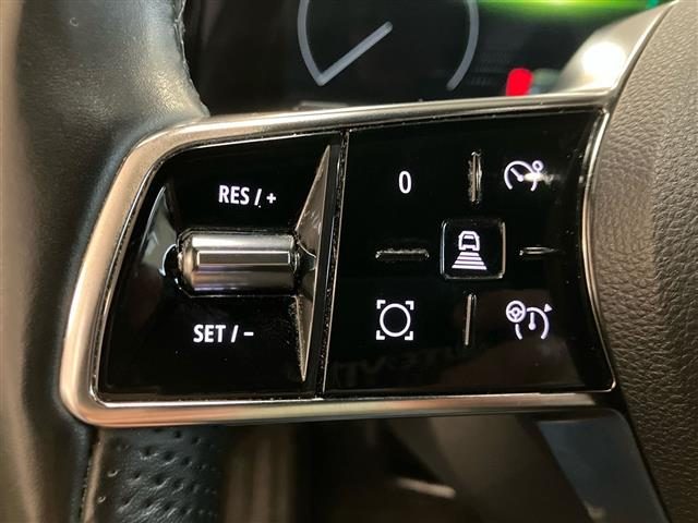 RENAULT Megane usata, con Volante multifunzione