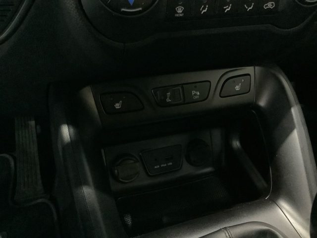 HYUNDAI iX35 usata, con Sensori di parcheggio posteriori