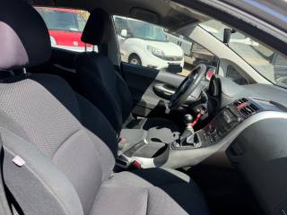 TOYOTA Auris usata 9