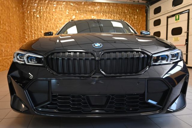 BMW 330 usata 4