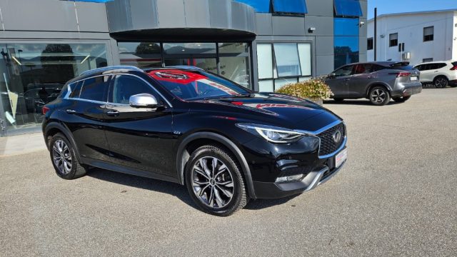 INFINITI QX30 usata, con Airbag