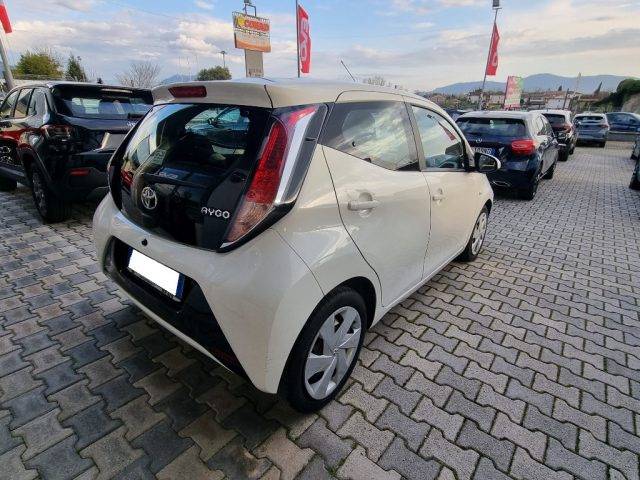 TOYOTA Aygo usata, con Chiusura centralizzata
