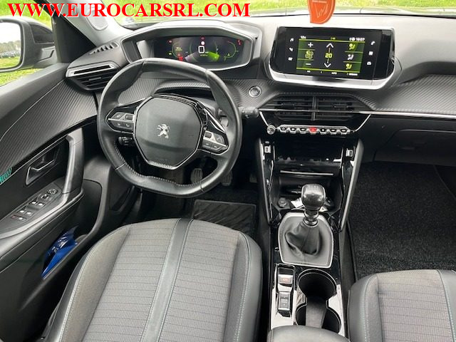 PEUGEOT 2008 usata, con Sensore di pioggia