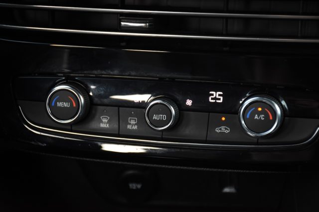 OPEL Mokka usata, con Volante in pelle