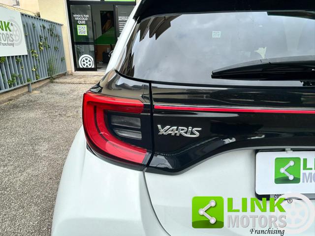 TOYOTA Yaris usata 18