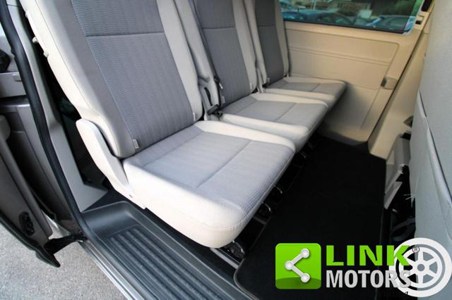 VOLKSWAGEN Caravelle usata, con Interni in pelle