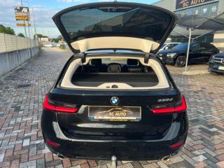BMW 330 usata, con Telecamera per parcheggio assistito