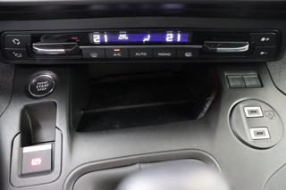 OPEL Combo usata, con Controllo vocale