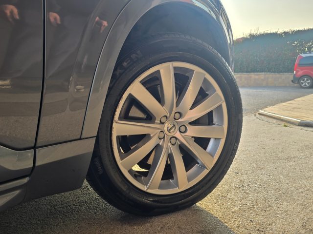 VOLVO XC90 usata, con Pneumatici estivi