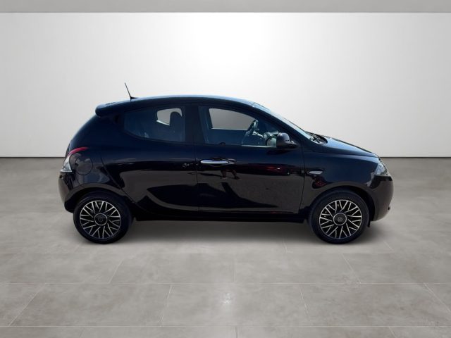 LANCIA Ypsilon usata, con ESP