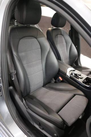 MERCEDES-BENZ C 220 usata, con Chiusura centralizzata
