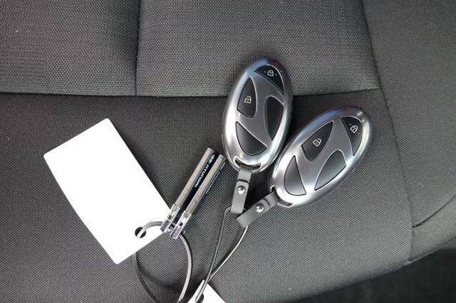 HYUNDAI Staria usata, con Autoradio digitale