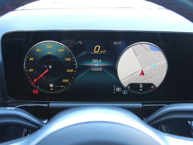 MERCEDES-BENZ GLA 200 usata, con USB