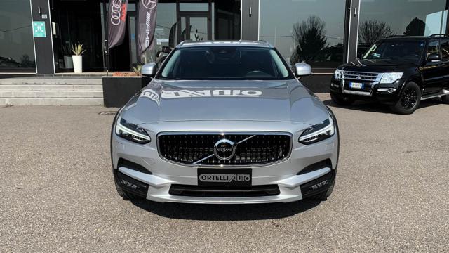 VOLVO V90 Cross Country usata, con ESP