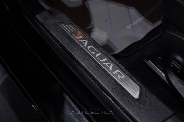 JAGUAR XE usata, con Cruise Control