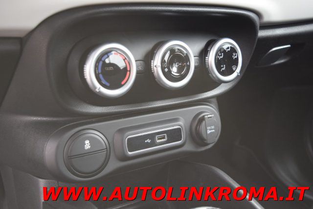 FIAT 500L usata, con Touch screen