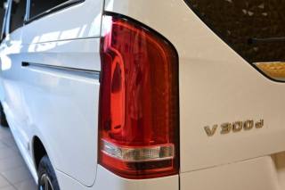MERCEDES-BENZ V 300 usata 24
