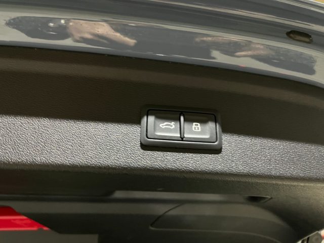 AUDI RS3 usata, con Regolazione elettrica sedili