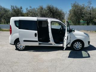 OPEL Combo usata, con Servosterzo