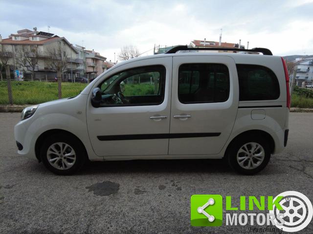 RENAULT Kangoo usata, con Alzacristalli elettrici