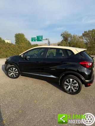 RENAULT Captur usata, con Airbag