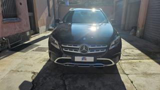 MERCEDES-BENZ GLA 200 usata, con Airbag