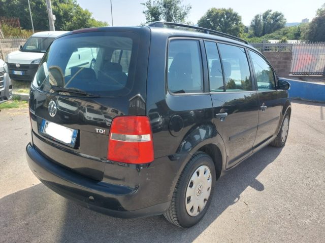VOLKSWAGEN Touran usata, con Boardcomputer