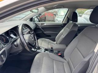 VOLKSWAGEN Golf usata, con Autoradio