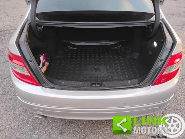 MERCEDES-BENZ C 200 usata, con Fari Xenon