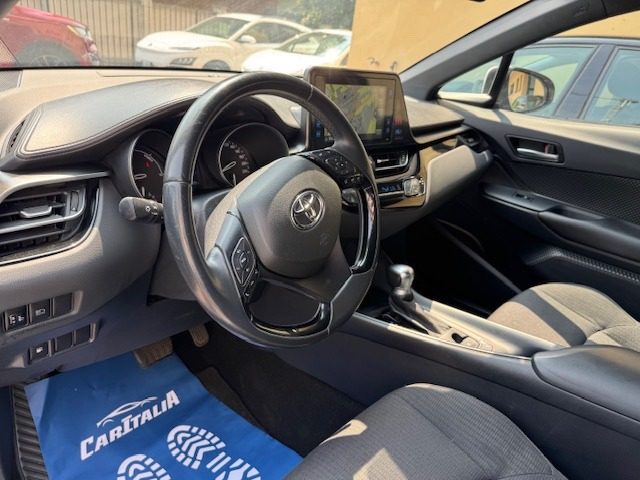 TOYOTA C-HR usata, con Cerchi in lega