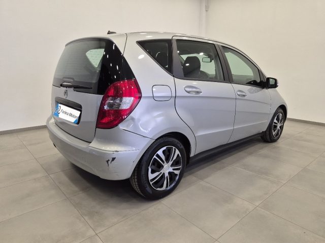 MERCEDES-BENZ A 160 usata, con Alzacristalli elettrici