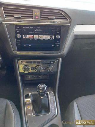 VOLKSWAGEN Tiguan usata 24