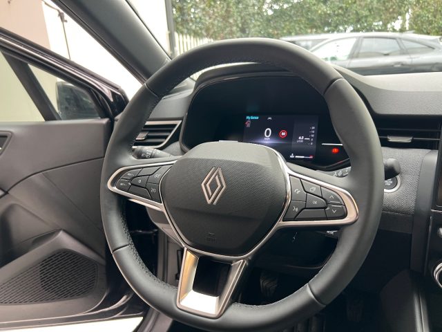 RENAULT Clio usata, con Bracciolo