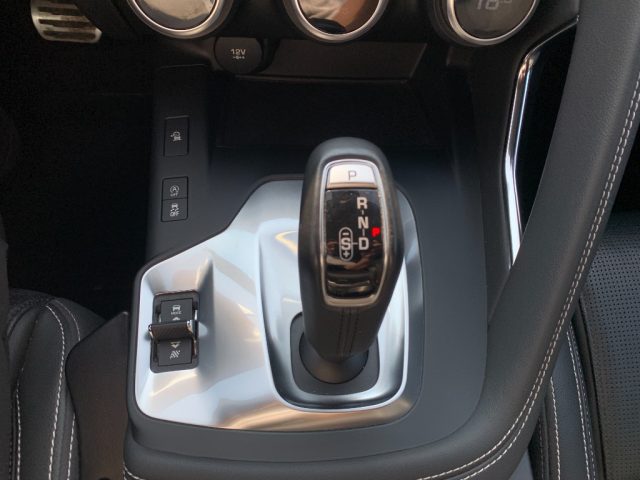 JAGUAR E-Pace usata, con Fendinebbia