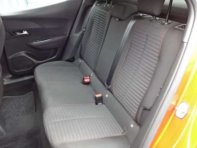PEUGEOT 2008 usata, con Climatizzatore