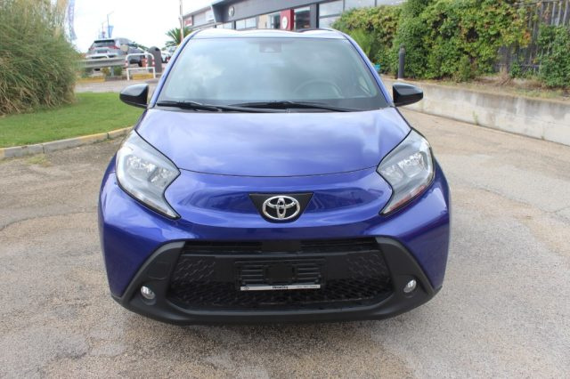 TOYOTA Aygo X usata, con Autoradio
