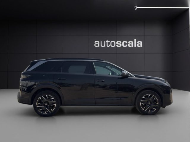PEUGEOT 5008 usata, con Autoradio
