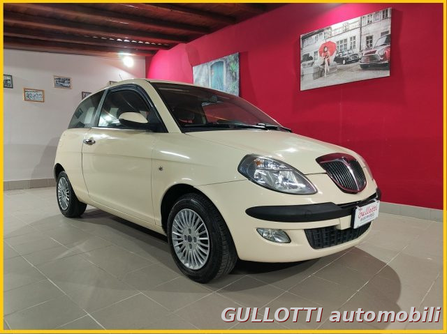 LANCIA Ypsilon usata, con ABS