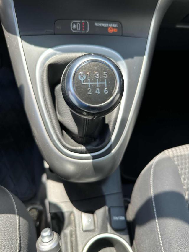 TOYOTA Verso usata 22