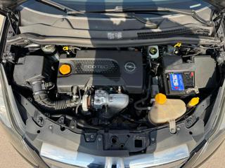 OPEL Corsa usata, con Sedile posteriore sdoppiato