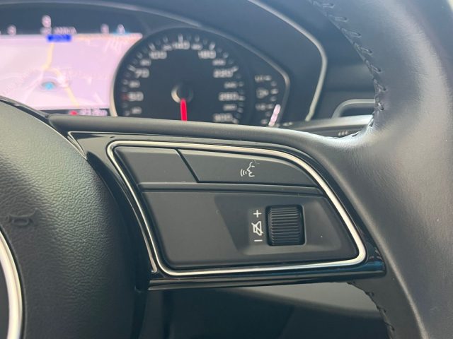 AUDI A4 usata, con Autoradio digitale
