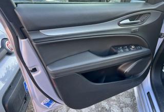 ALFA ROMEO Stelvio usata, con Autoradio