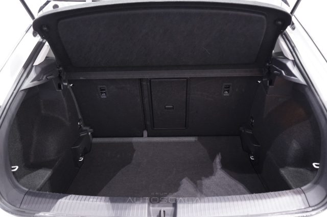 VOLKSWAGEN T-Roc usata 36