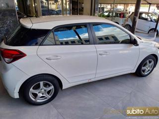 HYUNDAI i20 usata, con Airbag Passeggero