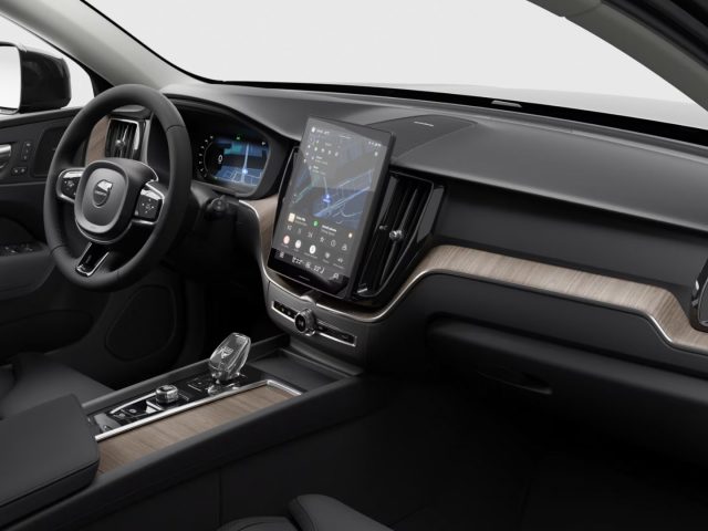 VOLVO XC60 usata, con Cerchi in lega