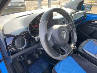 VOLKSWAGEN up! usata, con Fendinebbia