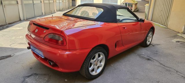 MG MGF usata, con Autoradio
