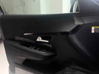 PEUGEOT 208 usata, con Sensori di parcheggio anteriori