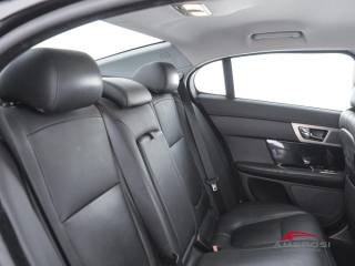 JAGUAR XF usata 10